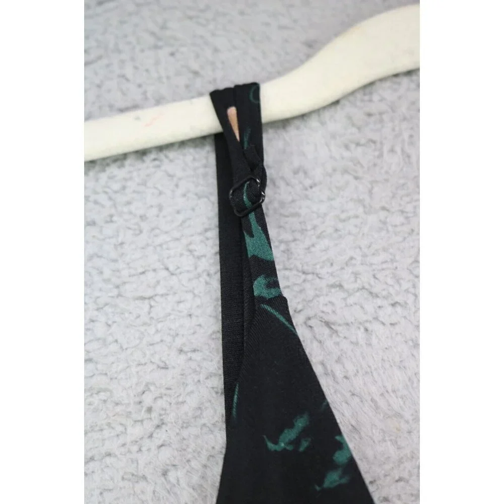 Kaileigh V-Neck Strappy Jumpsuit-Medium-Whimsigoth-Pockets-Wide Leg-Cropped